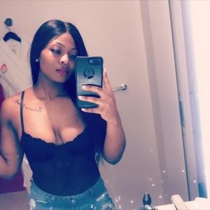 Meet your Posher, Destiny